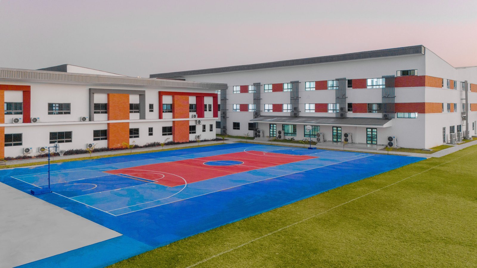 AWA World Academy, Aerial sports courts